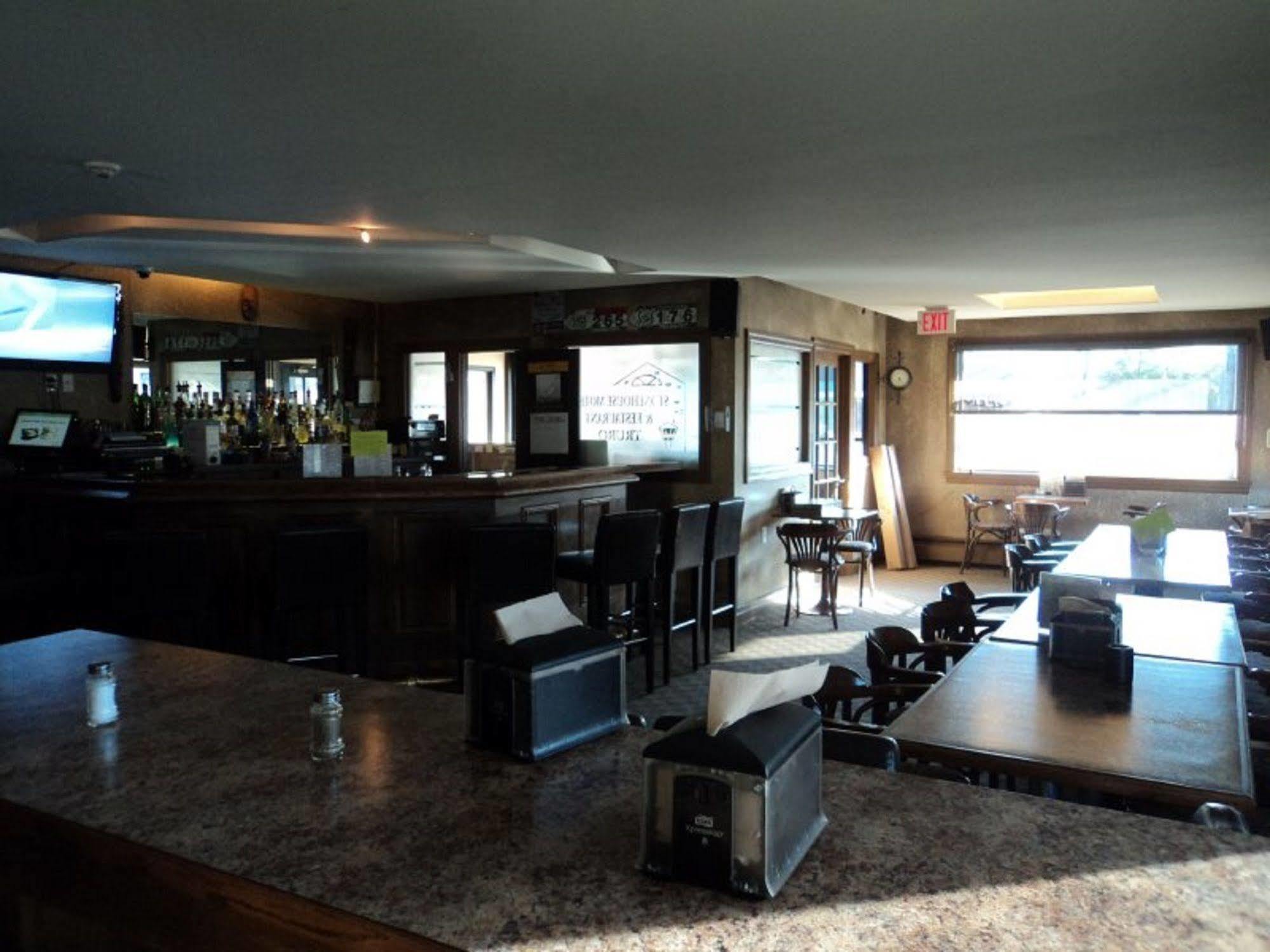 Stonehouse Motel And Restaurant Truro Kültér fotó