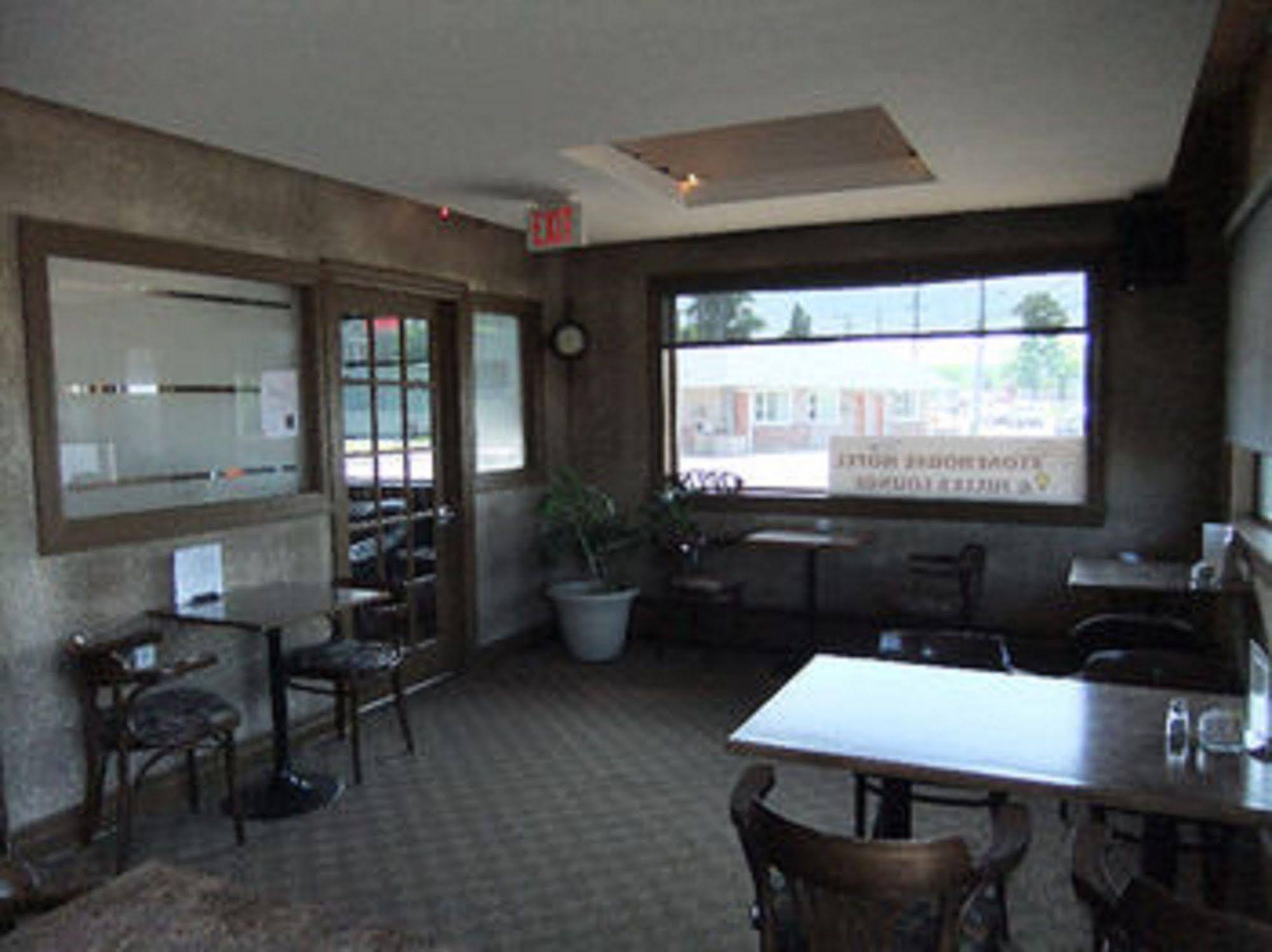 Stonehouse Motel And Restaurant Truro Kültér fotó